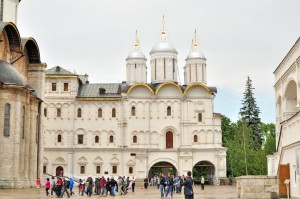 Собор Двенадцати Апостолов и Патриаршие Палаты