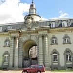 Конюшни Леона Манташева