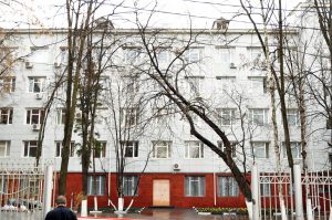 Клуб и поликлиника
