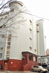 Клуб и поликлиника