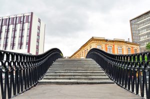 Таможенный пешеходный мост